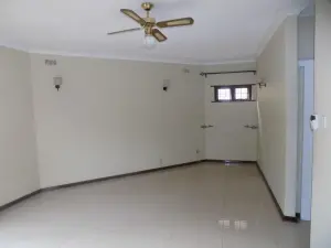 Townhouse/Cluster to Rent in Newlands