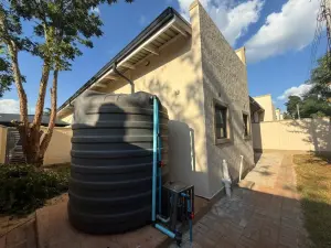 Townhouse/Cluster to Rent in Pomona