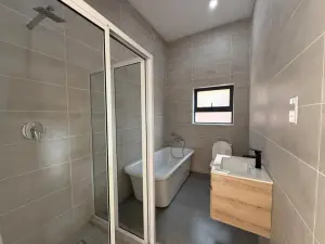 Townhouse/Cluster to Rent in Pomona