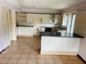 Flat/Apartment to Rent in Borrowdale Brooke