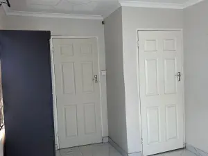 Townhouse/Cluster to Rent in Bluff Hill