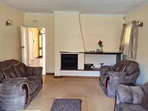 Townhouse/Cluster to Rent in Avondale