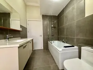 Townhouse/Cluster to Rent in Avondale