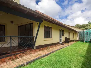 Flat/Apartment to Rent in Borrowdale Brooke