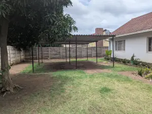 3 Bedroom House to Rent in Ashdown Park