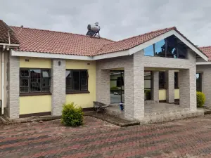 Townhouse/Cluster to Rent in Mount Pleasant