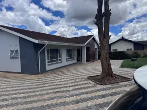 3 Bedroom House to Rent in Bluff Hill