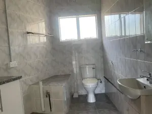 Cottage/Garden Flat to Rent in Mount Pleasant Heights