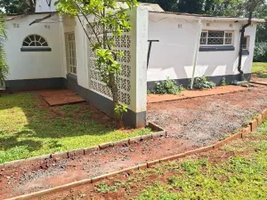 2 Bedroom Cottage/Garden Flat to Rent in Meyrick Park