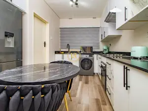 Flat/Apartment to Rent in Mount Pleasant