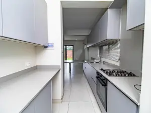 Flat/Apartment to Rent in Highlands