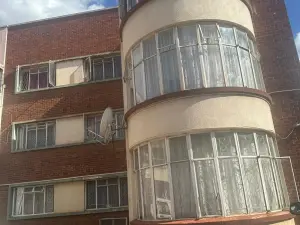 Flat/Apartment to Rent in Avenues