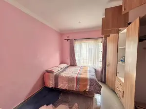 5 Bedroom House to Rent in Arlington