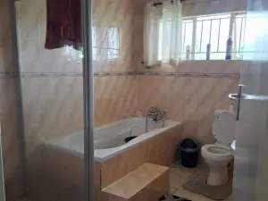 4 Bedroom House to Rent in Goodhope