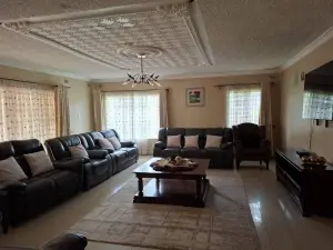 4 Bedroom House to Rent in Goodhope