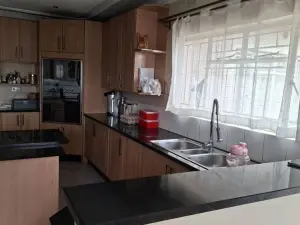 4 Bedroom House to Rent in Goodhope