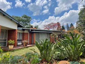 4 Bedroom House to Rent in Emerald Hill