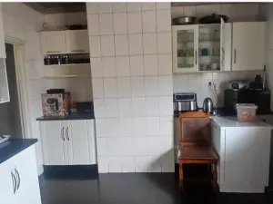 5 Bedroom House to Rent in Southerton