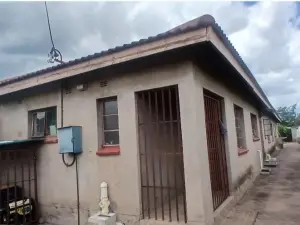 5 Bedroom House to Rent in Southerton