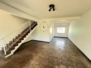 Flat/Apartment to Rent in Avondale West