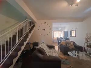 Flat/Apartment to Rent in Avondale West