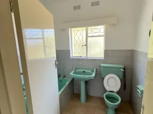 Flat/Apartment to Rent in Avondale West