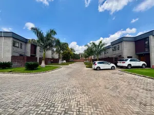 Townhouse/Cluster to Rent in Sentosa