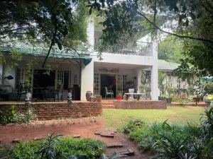 Townhouse/Cluster to Rent in Borrowdale Brooke