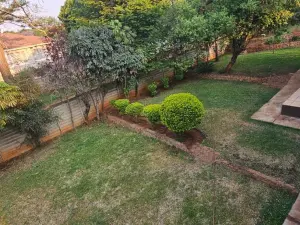 6 Bedroom House to Rent in Glen Lorne