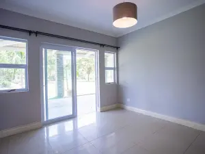 4 Bedroom House to Rent in Arlington