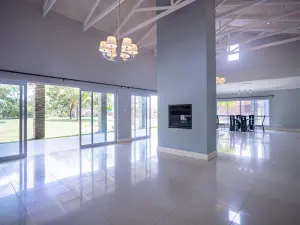 4 Bedroom House to Rent in Arlington