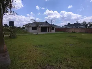 3 Bedroom Cottage/Garden Flat to Rent in Arlington