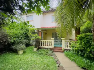 House to Rent in Avondale