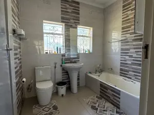 3 Bedroom House to Rent in Alexandra Park