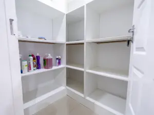 4 Bedroom House to Rent in Mount Pleasant Heights