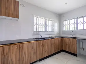 4 Bedroom House to Rent in Mount Pleasant Heights