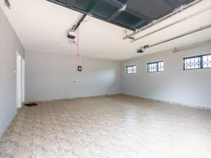 4 Bedroom House to Rent in Mount Pleasant Heights