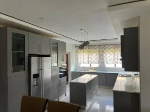 4 Bedroom House to Rent in Sandton Park