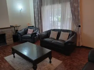 Townhouse/Cluster to Rent in Avondale