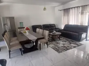 3 Bedroom House to Rent in Newlands