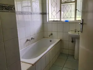 4 Bedroom House to Rent in Greendale