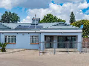 Townhouse/Cluster to Rent in Parktown