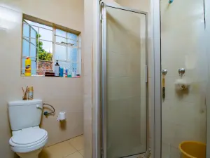 Townhouse/Cluster to Rent in Parktown