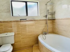 Townhouse/Cluster to Rent in Greystone Park