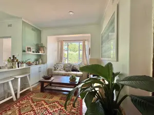 4 Bedroom House to Rent in Alexandra Park