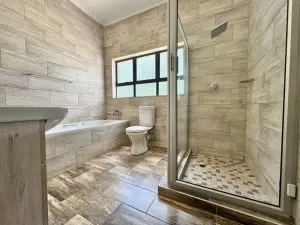 Townhouse/Cluster to Rent in Helensvale