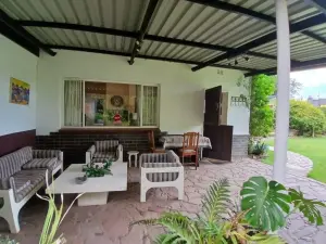 1 Bedroom Cottage/Garden Flat to Rent in Newlands