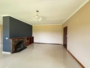 4 Bedroom House to Rent in Carrick Creagh Estate