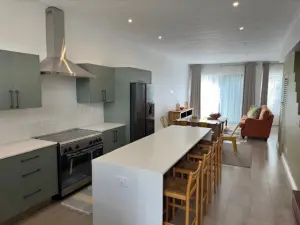 Flat/Apartment to Rent in Newlands