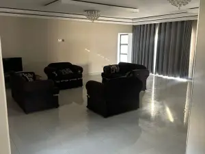 House to Rent in Pomona